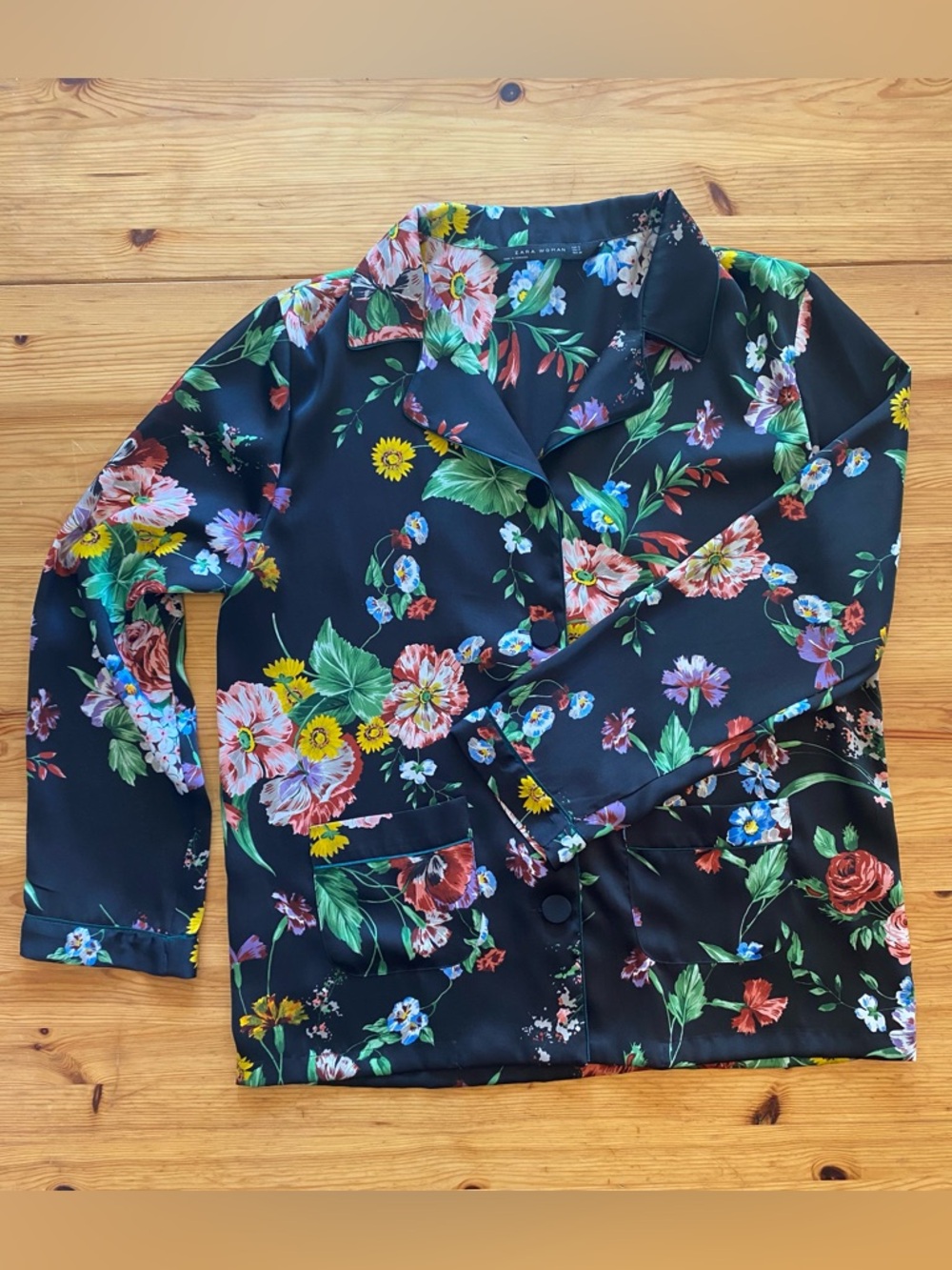 Zara Black Bloom Satin Button Up Blouse Size Medium - Picture 9 of 14